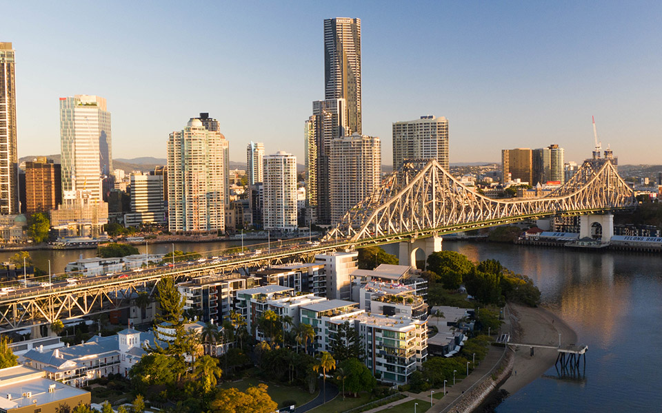 Brisbane city skyline and bridge